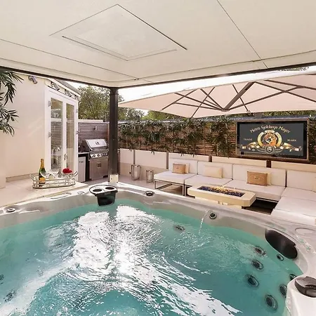 Σπίτι διακοπών With Garden In *
